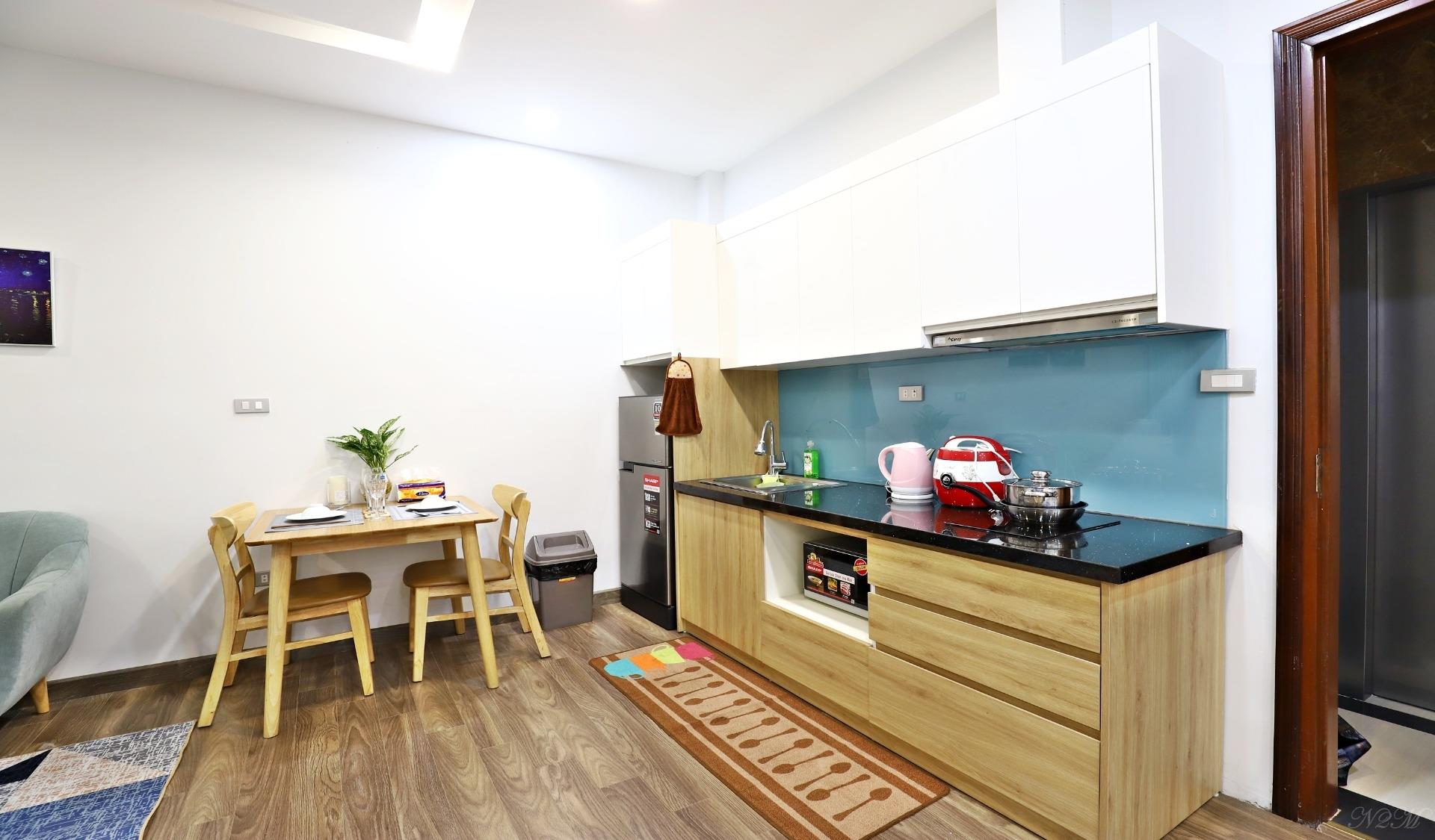 Cho thuê CHDV 1N số 81 Linh Lang diện tích 65m2 giá từ 650$/tháng gần TTTM Lotte, Metropolis.