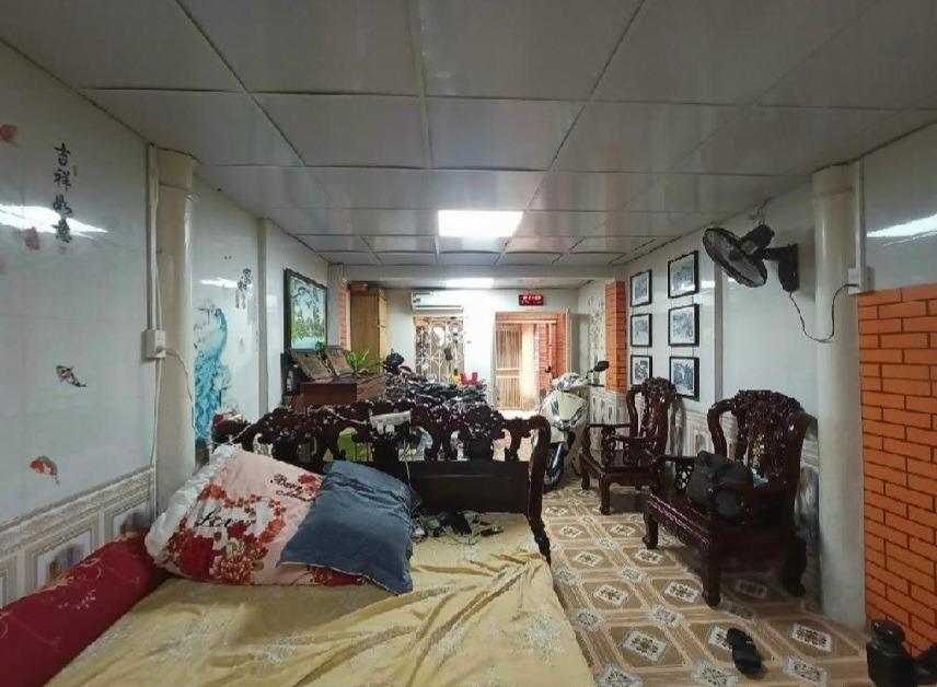 Cần bán ngay nhà riêng sổ đỏ 55 m2 tại Đường Nguyễn An Ninh - Hoàng Mai, giá 7.4 tỷ