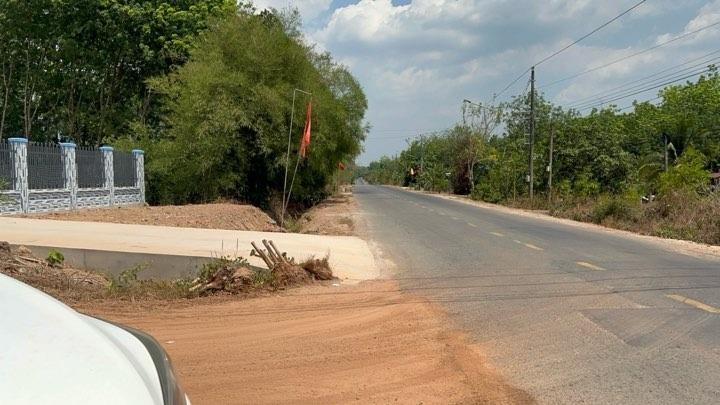 Cần bán ngay miếng đất 270 m2 tại Huyện Dầu Tiếng - Bình Dương, giá 390 tr