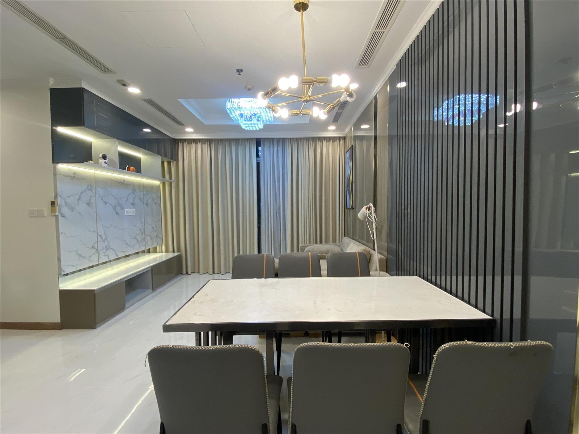 Bán nhanh chung cư 2 phòng ngủ, 81 m2, giá 6.55 tỷ tại Bình Thạnh - TP Hồ Chí Minh