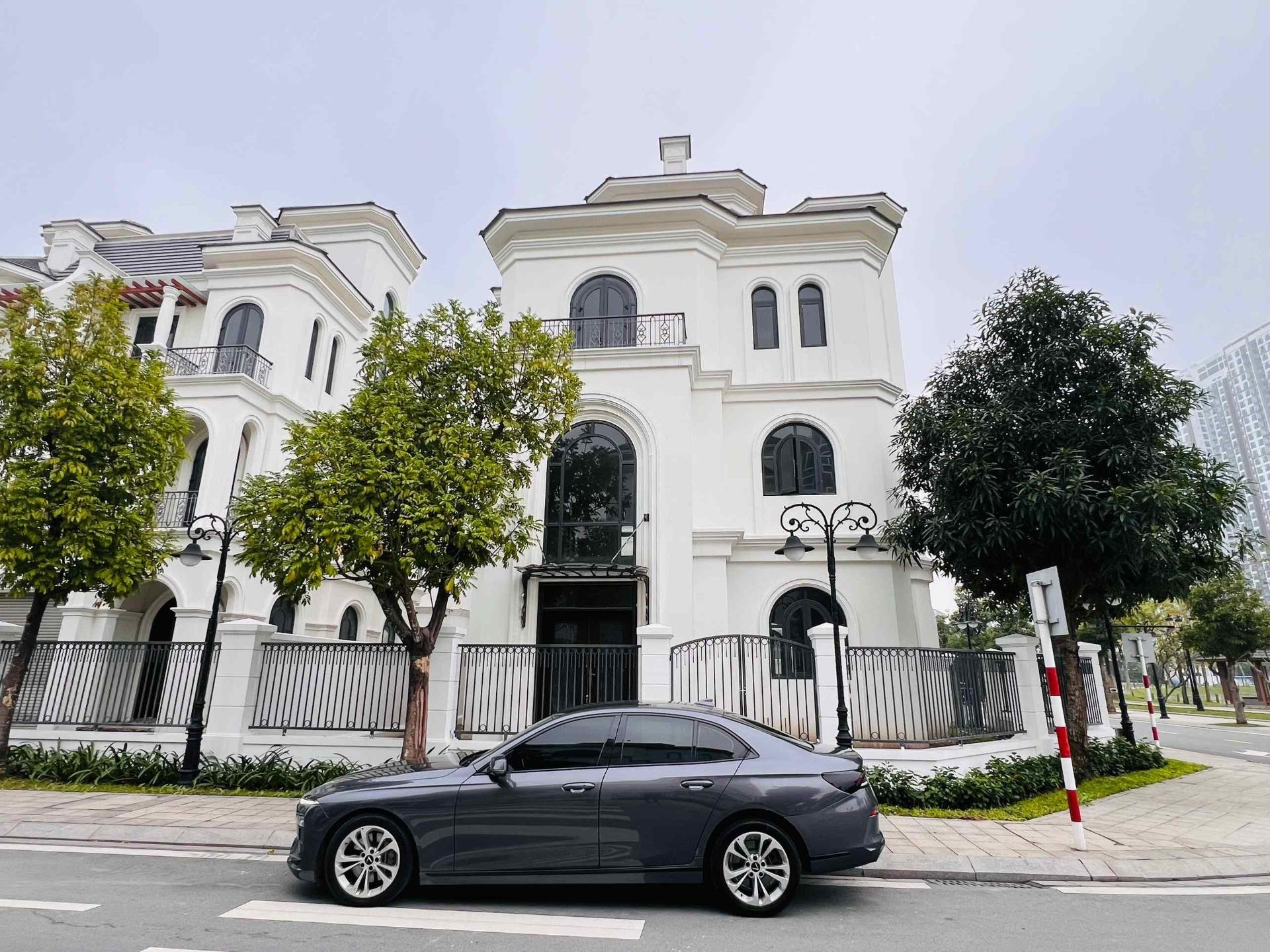 Cần bán căn biệt thự 225 m2, giá rẻ tại Xã Dương Xá - Gia Lâm - Hà Nội - Ảnh 1