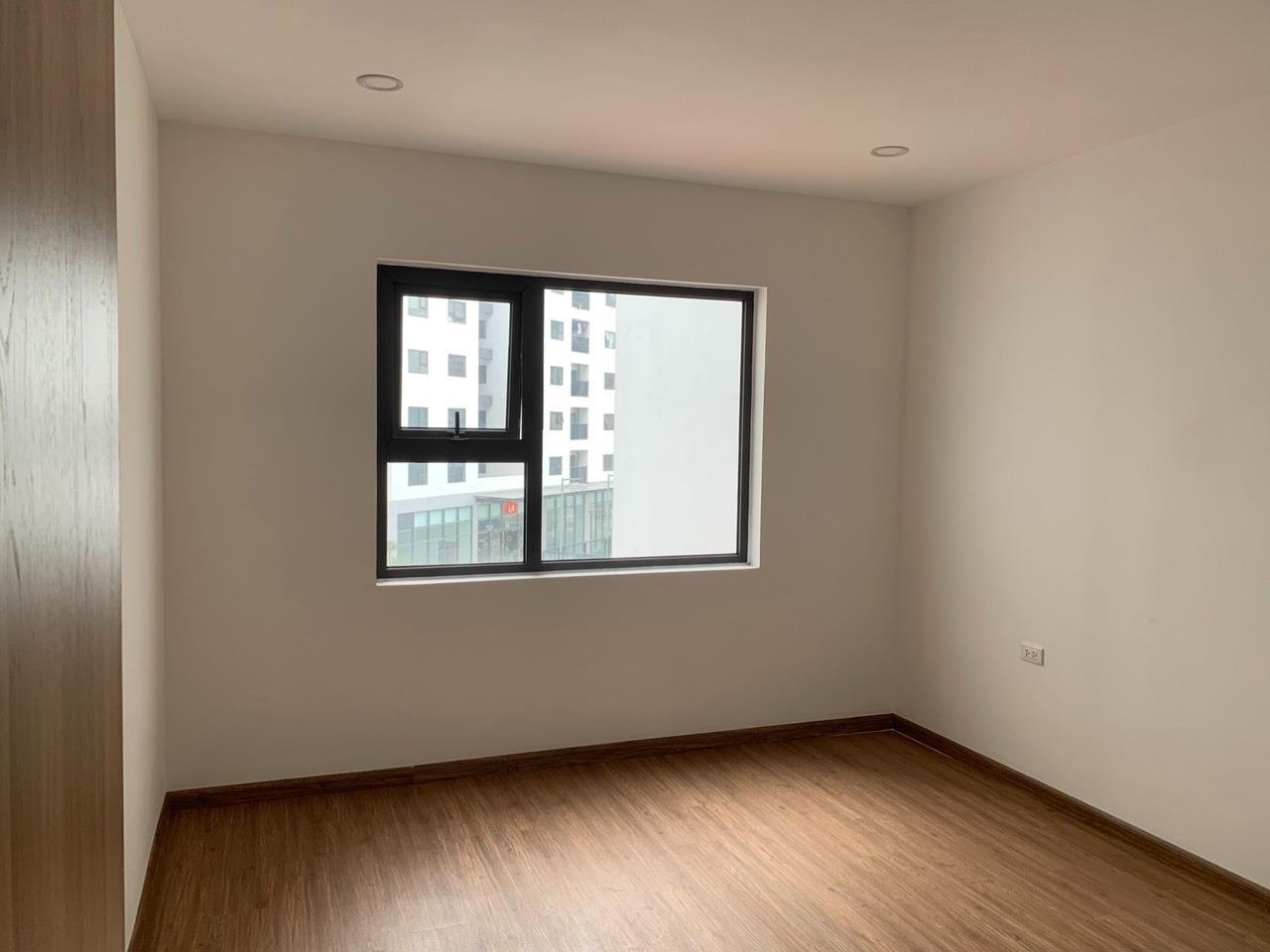 Bán căn 84 m2, hướng Đông-Nam, giá 4.5 tỷ tại Đường Huỳnh Văn Nghệ - Sài Đồng - Long Biên - Hà Nội