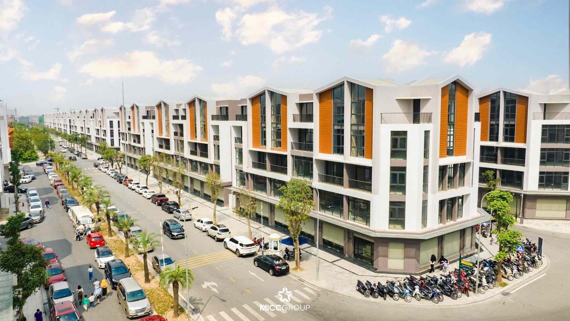 Cần bán gấp căn liền kề 205 m2, giá rẻ tại Xã Long Hưng - Văn Giang - Hưng Yên