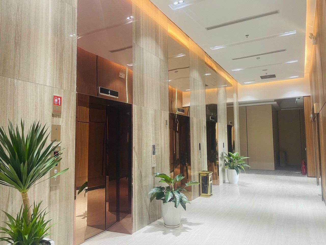 Bán nhanh căn hộ chung cư 92 m2, giá 4.6 tỷ tại Đường Lý Sơn - Thượng Thanh - Long Biên - Hà Nội