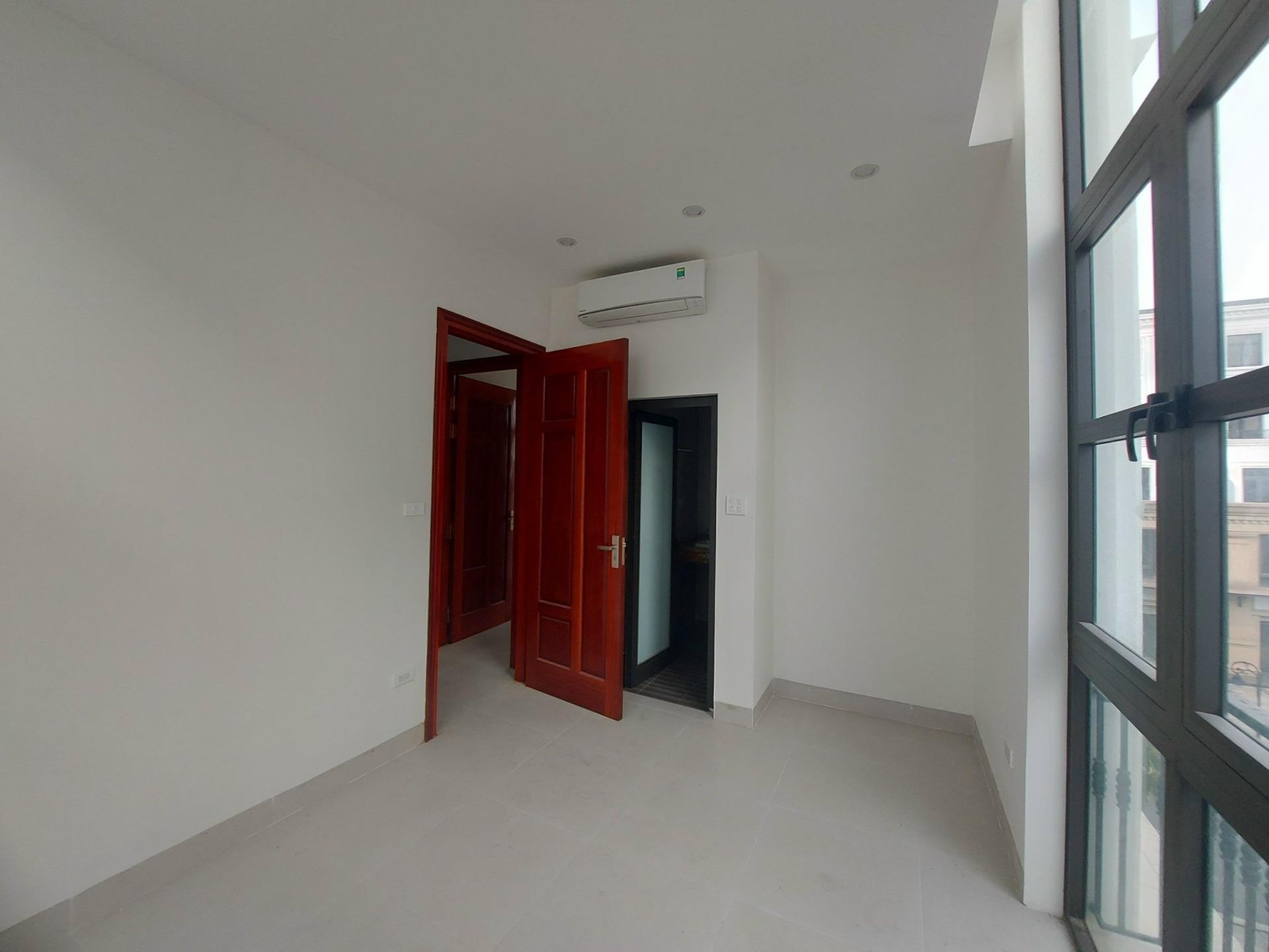 Sở hữu ngay căn liền kề 149.5 m2, giá 23.8 tỷ tại Xã Kiêu Kỵ - Gia Lâm - Hà Nội