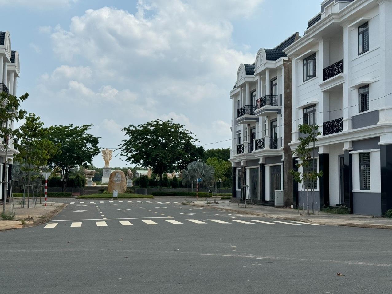 Cần bán gấp bán nhanh đất dự án 100 m2 tại Bình Sơn - Long Thành - Đồng Nai, giá 1.5 triệu