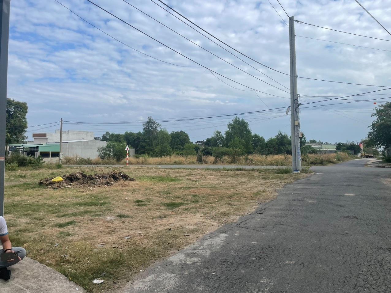 Sở hữu ngay mảnh đất 180 m2, hướng Đông-Nam tại Châu Pha - Phú Mỹ - Bà Rịa Vũng Tàu, thỏa thuận