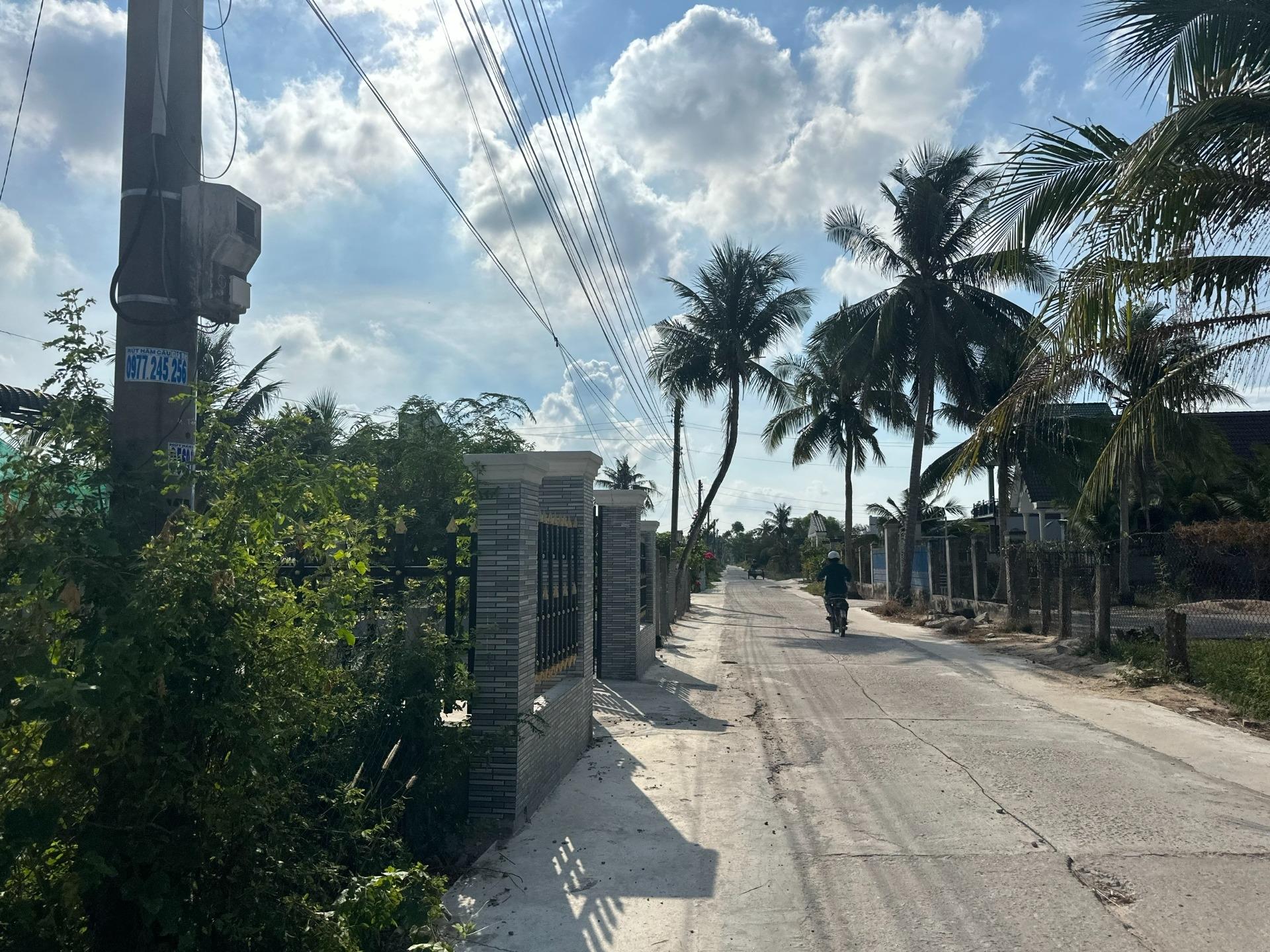 Chuyển nhượng lô đất nền 1262 m2, hướng Nam tại Tân Tiến - La Gi - Bình Thuận, giá 1.95 tỷ