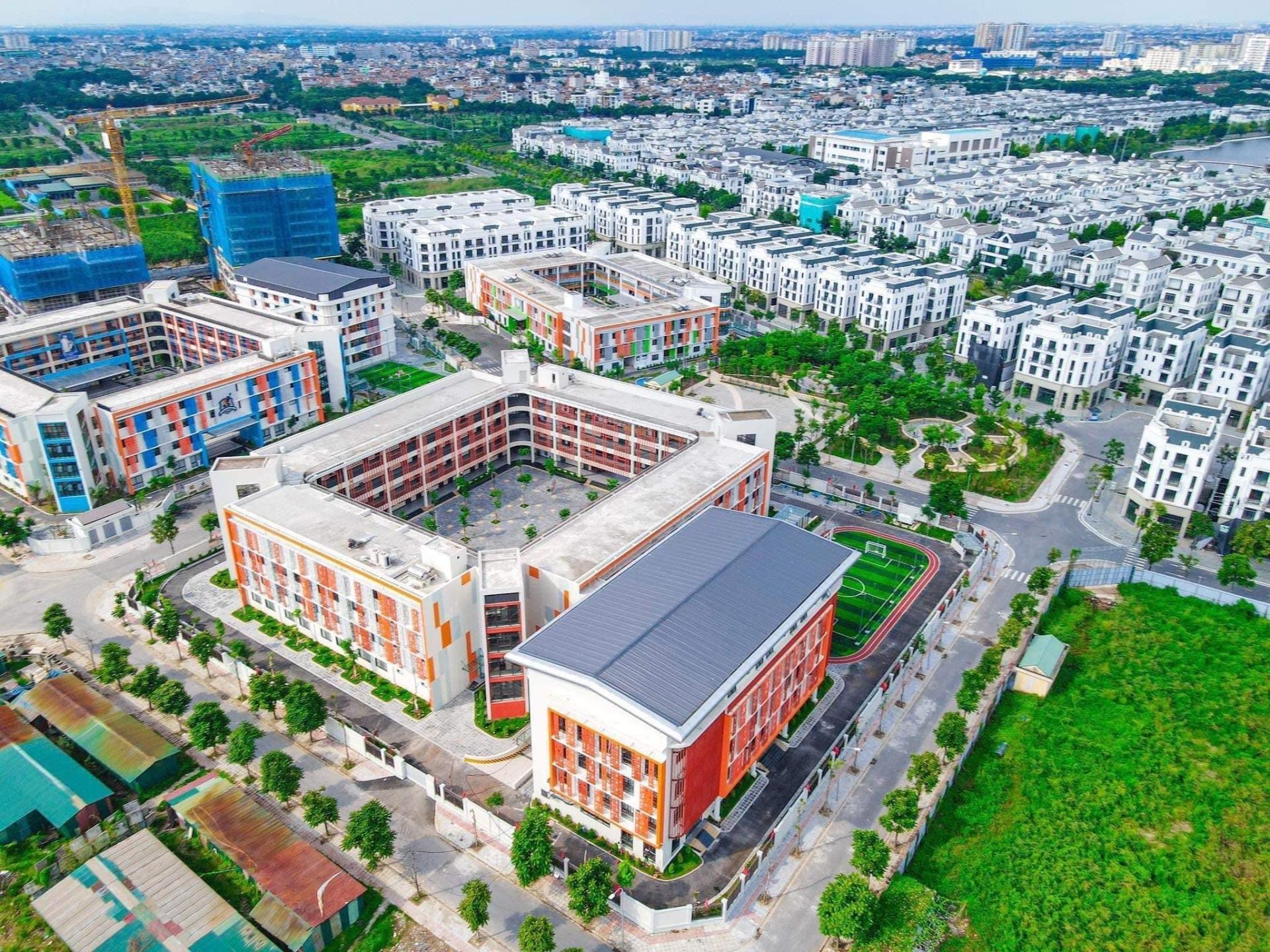 Cần bán gấp căn liền kề 115 m2, giá rẻ tại Phường Đức Giang - Long Biên - Hà Nội