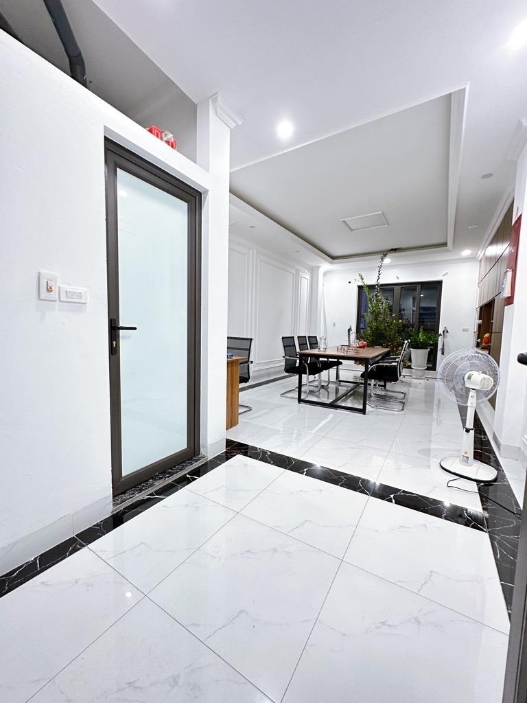 Bán nhanh nhà đất 55 m2 tại Đường Hoàng Hoa Thám - Yên Phụ - Tây Hồ - Hà Nội, giá 12.5 tỷ