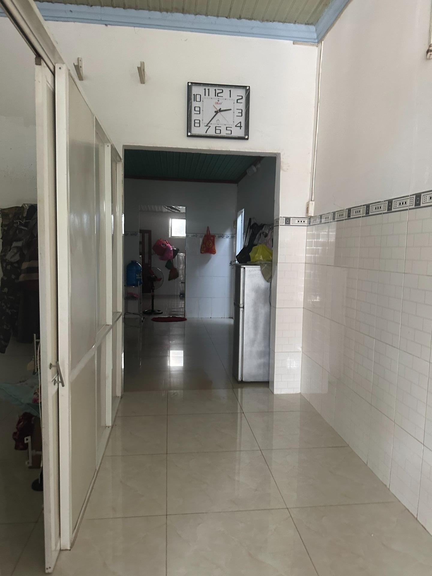 Cần bán gấp bán nhanh miếng đất 68 m2, hướng Tây-Bắc tại La Gi - Bình Thuận, giá 1.2 tỷ