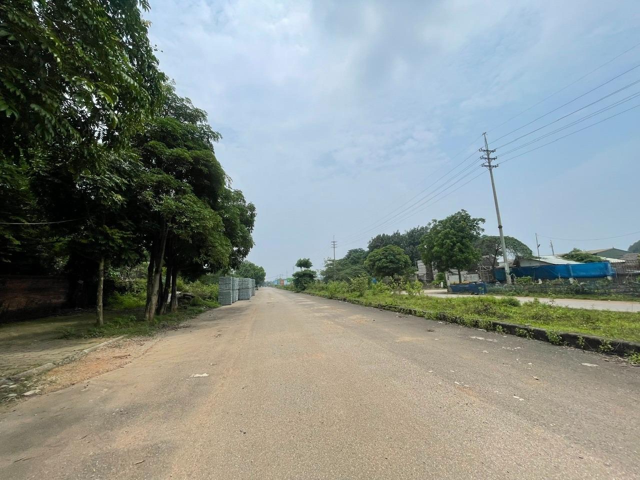 Bán gấp nhà mặt phố 590 m2, hướng Tây tại Xã Đồng Trúc - Thạch Thất - Hà Nội, thỏa thuận