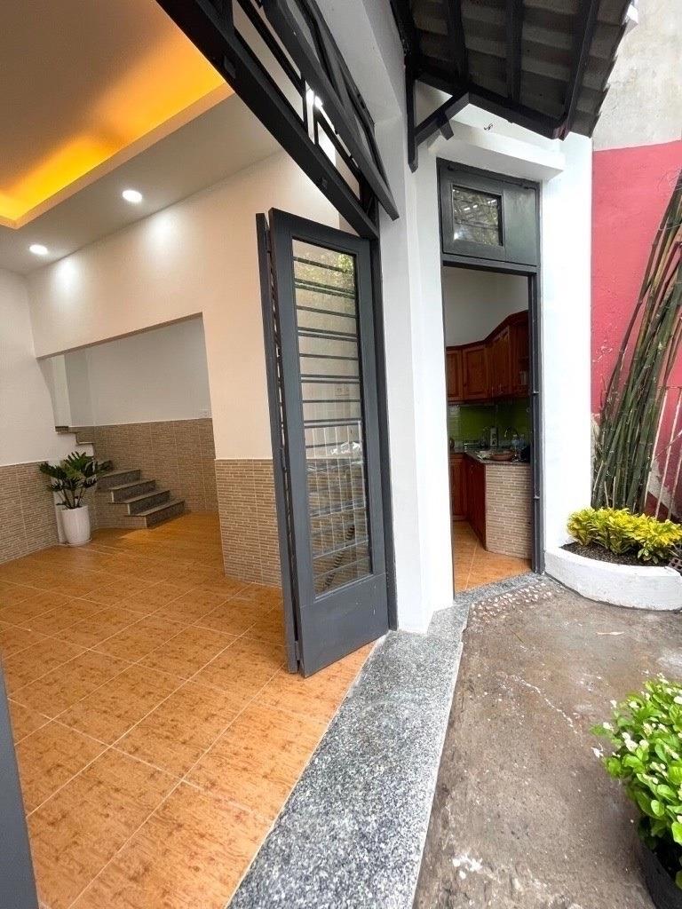 Bán gấp nhà 29 m2 tại Đường Phan Văn Trị - 11 - Bình Thạnh - TP Hồ Chí Minh, giá 4.85 tỷ