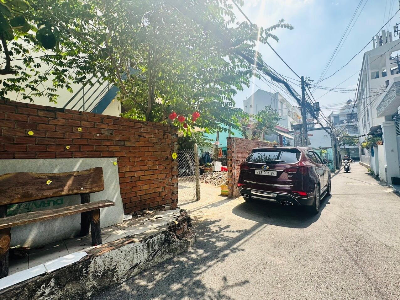 Cần bán ngay nhà shr 126 m2, hướng Bắc tại Đường Đặng Văn Bi - Bình Thọ - Thủ Đức, giá 10.2 tỷ