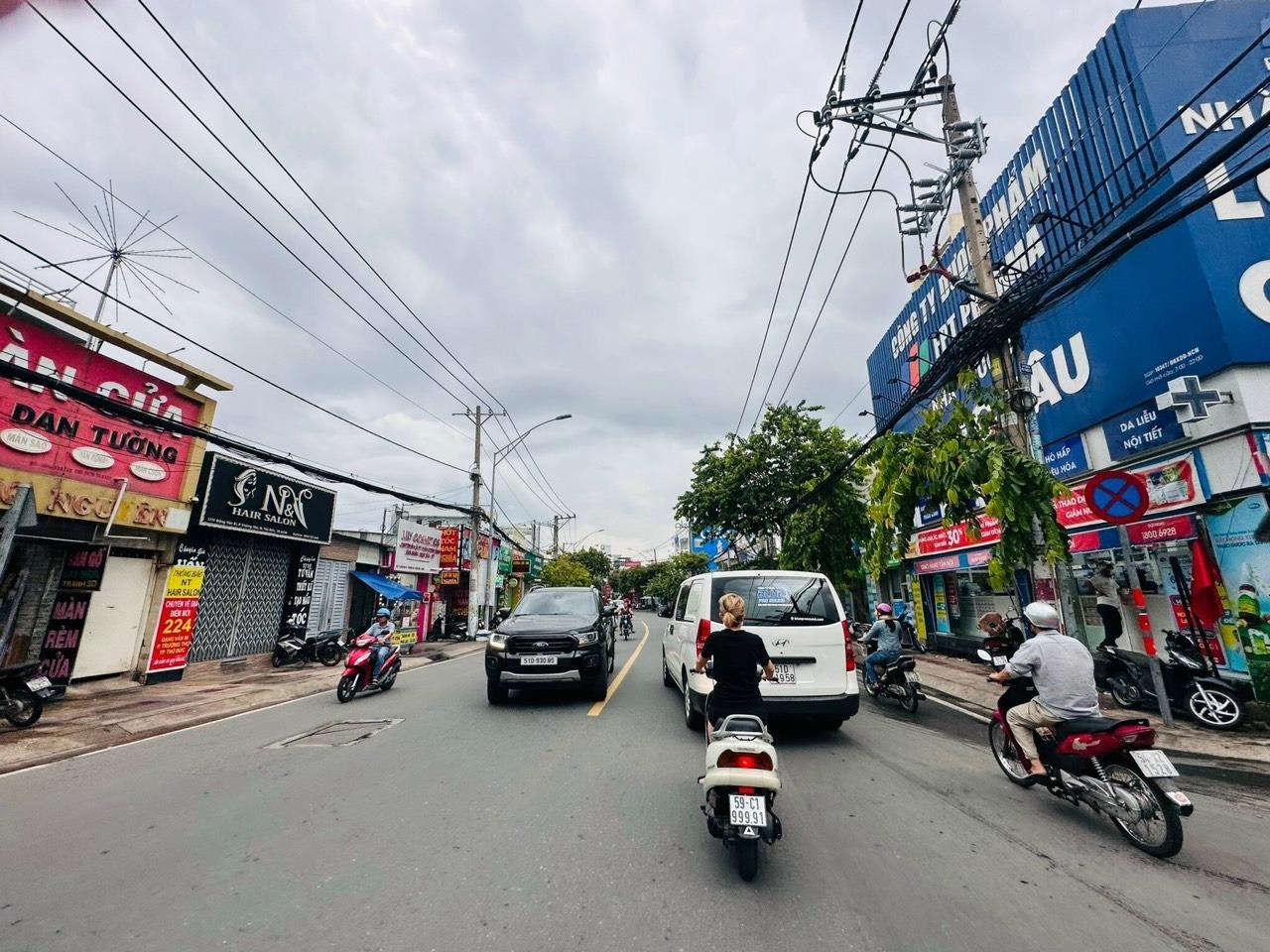 Cần bán ngay nhà shr 126 m2, hướng Bắc tại Đường Đặng Văn Bi - Bình Thọ - Thủ Đức, giá 10.2 tỷ - Ảnh 1