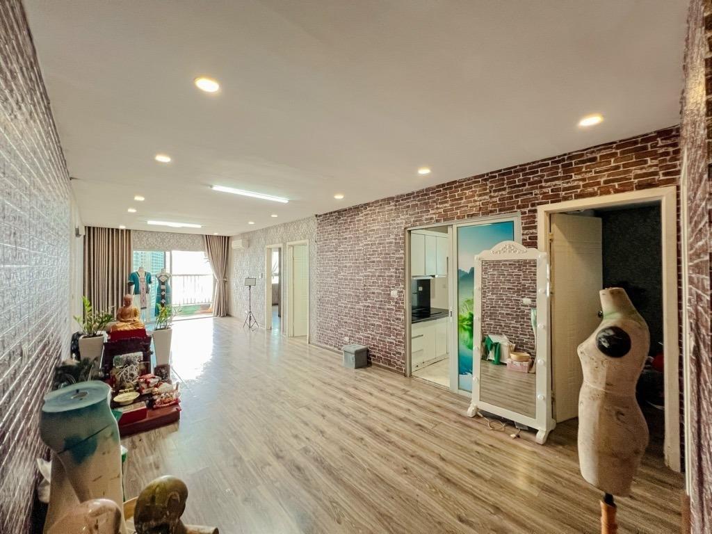 Cần bán nhanh căn hộ 102 m2, giá 5.45 tỷ tại Đường Tố Hữu - Trung Văn - Nam Từ Liêm - Hà Nội