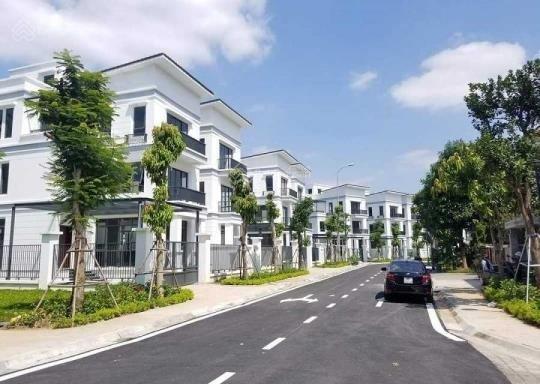 Sở hữu ngay nhà biệt thự liền lề 230 m2, giá tốt tại Đường Pháp Vân - Yên Sở - Hoàng Mai - Hà Nội