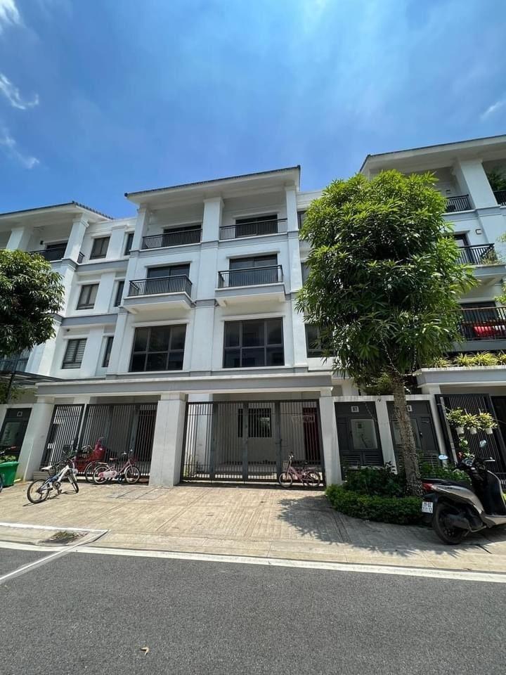 Bán căn liền kề 90 m2, giá 22,5 tỷ tại Đường Pháp Vân - Yên Sở - Hoàng Mai - Hà Nội