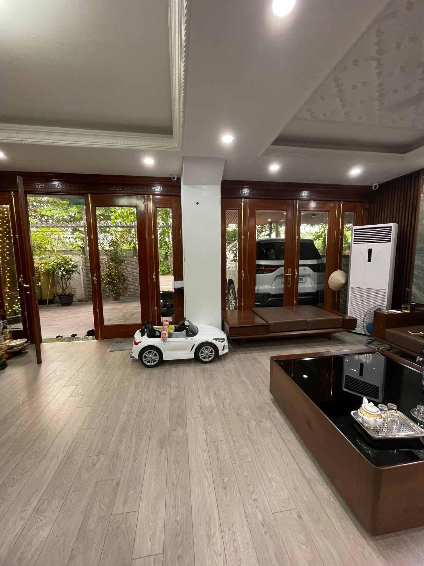 Bán căn liền kề 190 m2, giá 50 tỷ tại Đường Pháp Vân - Yên Sở - Hoàng Mai - Hà Nội