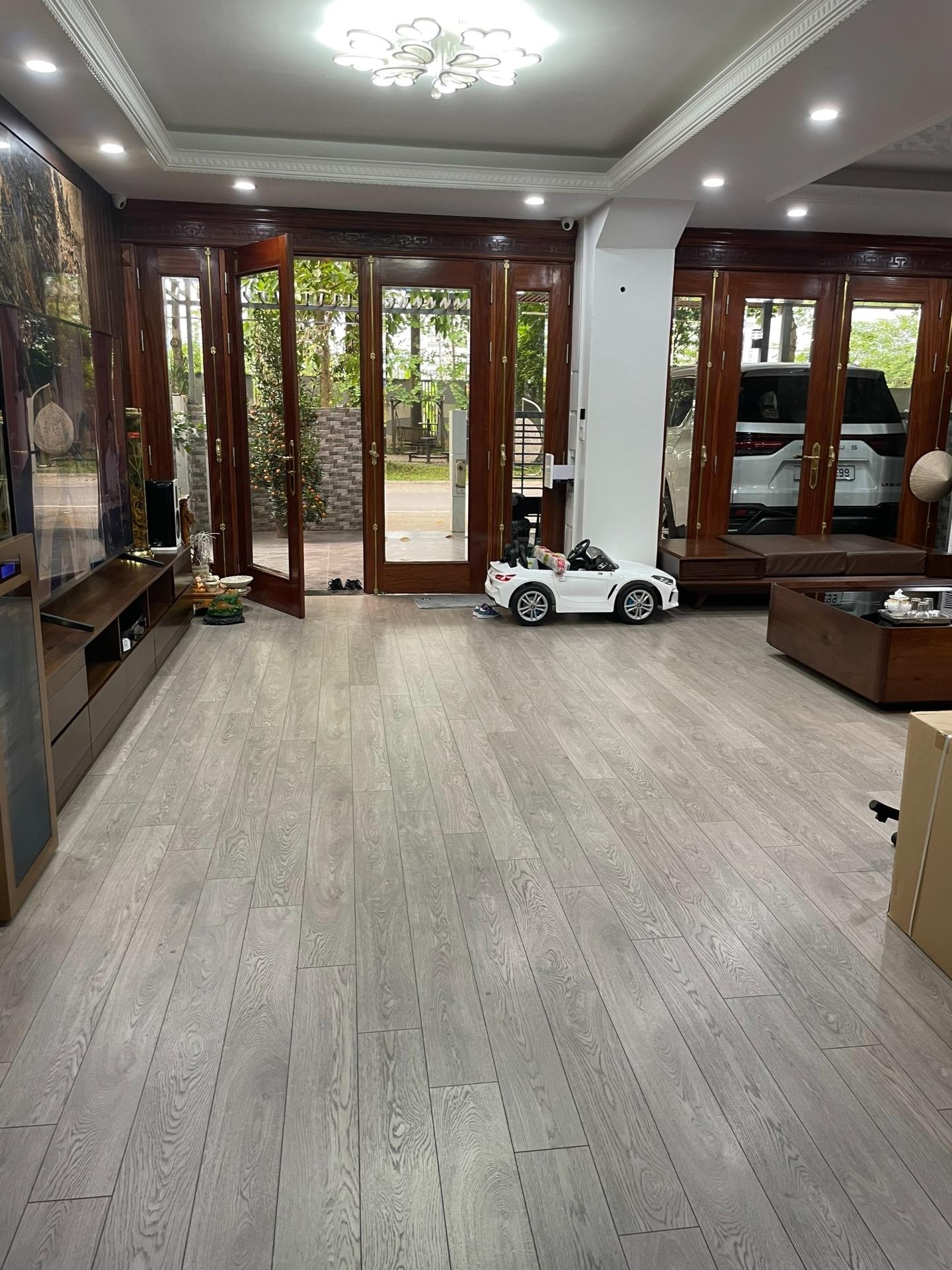 Bán căn liền kề 190 m2, giá 50 tỷ tại Đường Pháp Vân - Yên Sở - Hoàng Mai - Hà Nội