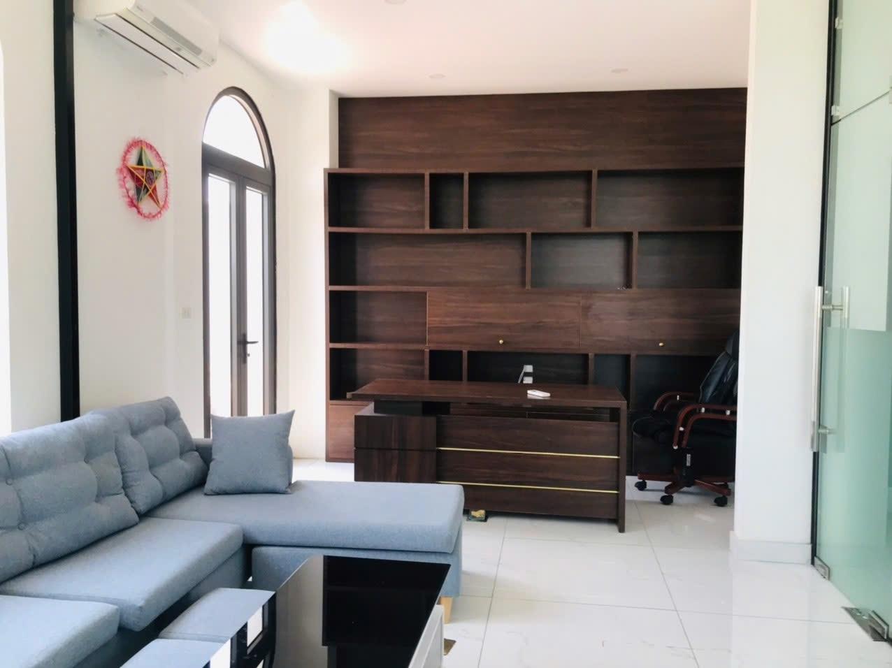 Shophouse sổ lâu dài ngã tư sầm uất nhất kđt xây lớn giá 3x tỷ Vin Gia Lâm, Hà Nội (0985941715)