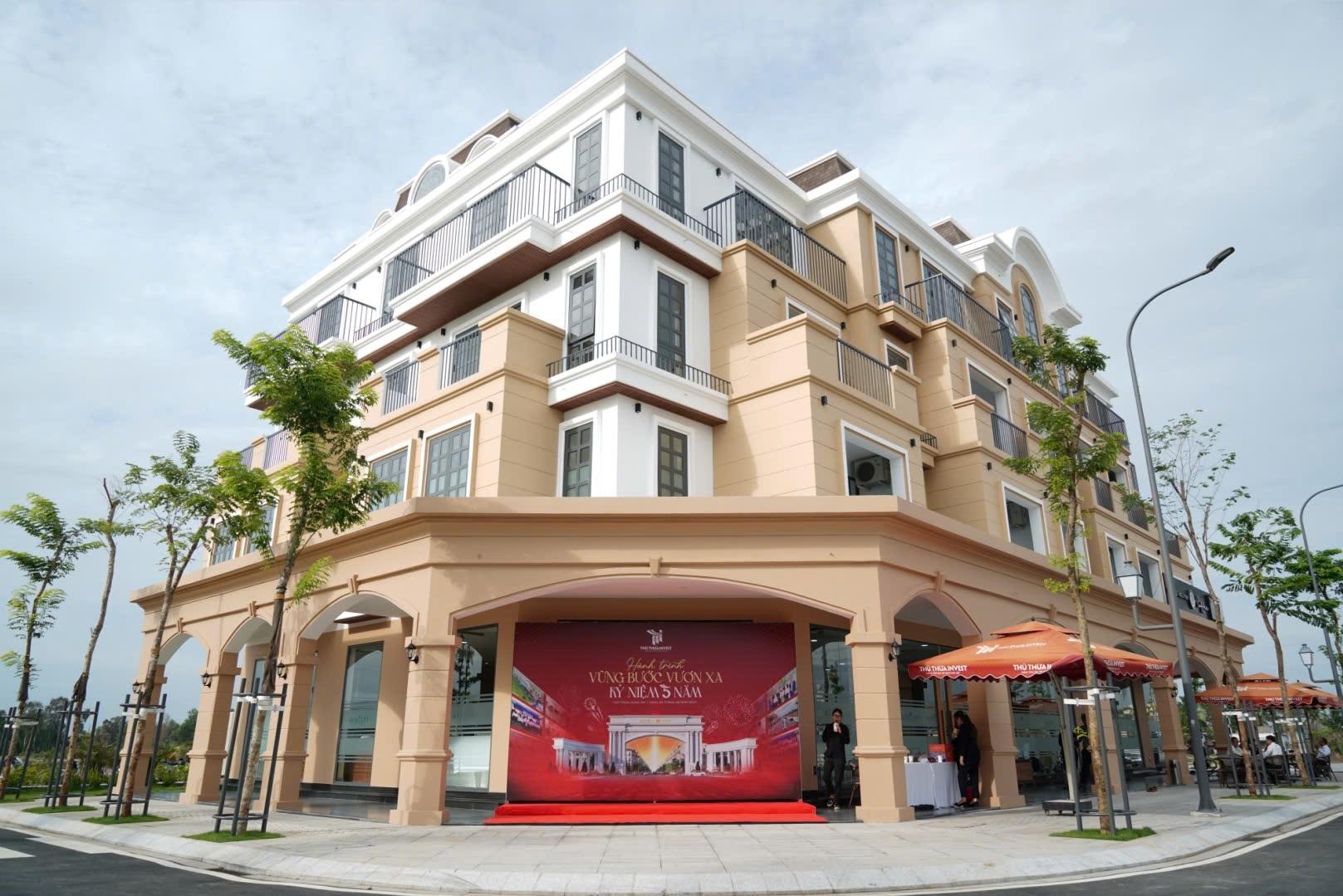 Cần bán nhanh nhà phố thương mại shophouse 108 m2, giá 1,5 tỷ tại Đường Tỉnh Lộ 818 - Long An