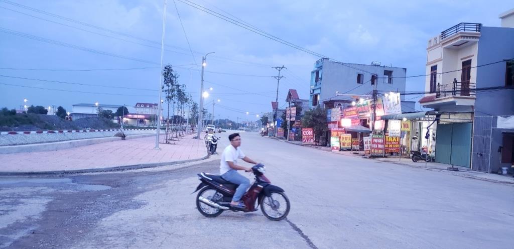 Cần bán nhanh miếng đất 100 m2, mặt tiền 5m tại Văn Phong - Nho Quan - Ninh Bình, thỏa thuận