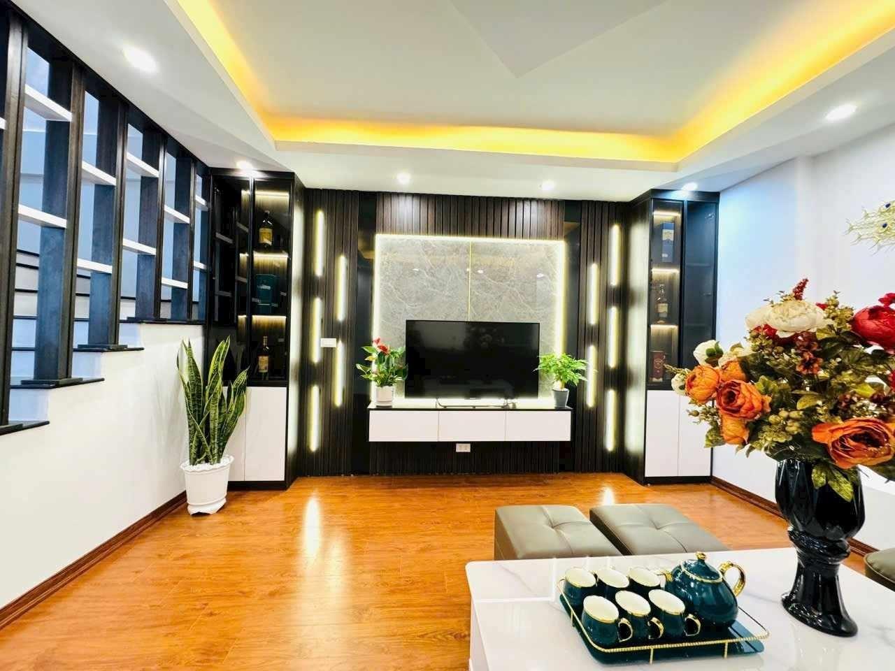 Chuyển nhượng căn nhà đẹp 40 m2 tại Đường Khương Đình - Khương Đình - Thanh Xuân - Hà Nội, giá tốt