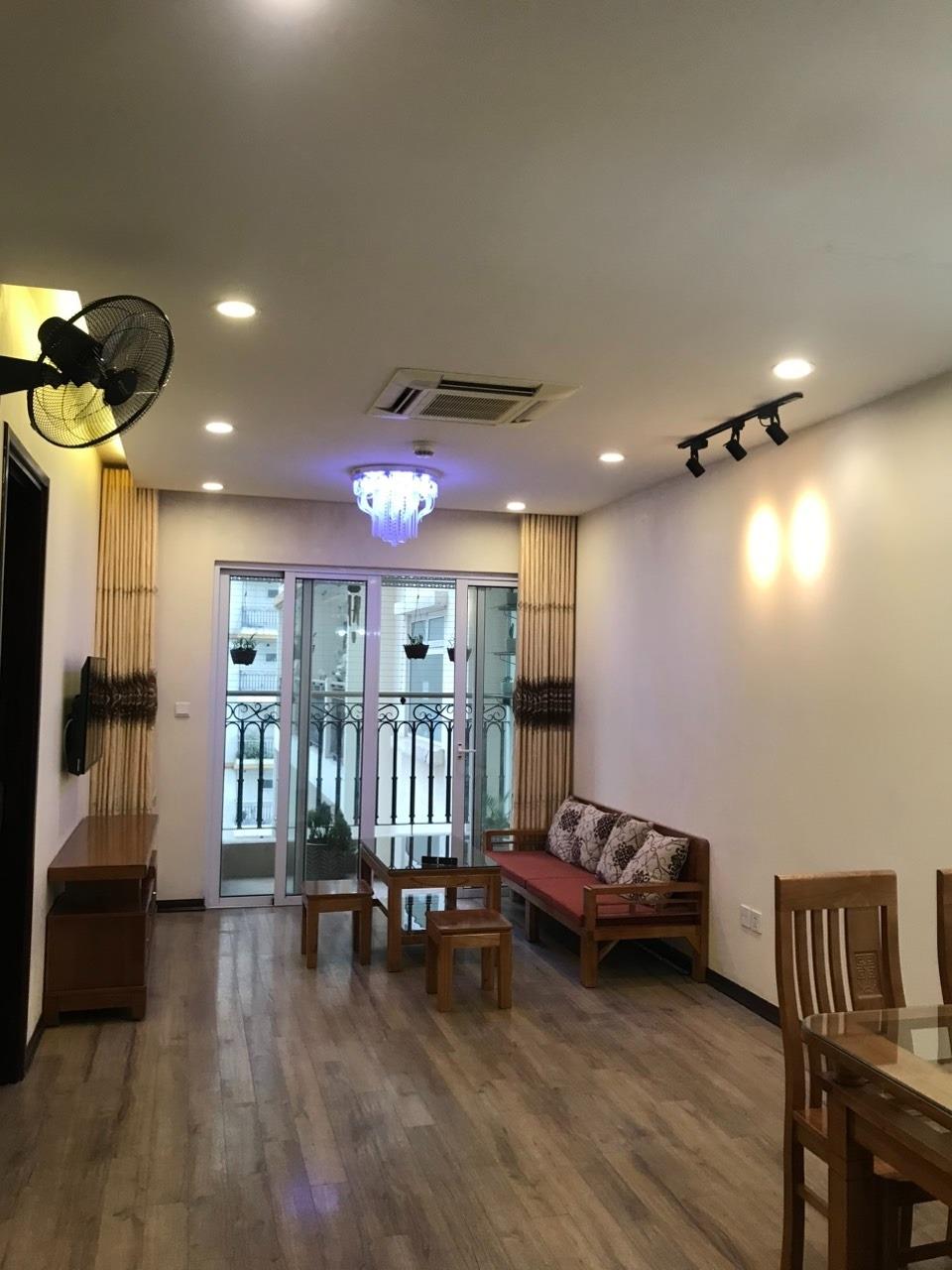 Cho thuê căn chung cư 70 m2 tại Đường Minh Khai - Hai Bà Trưng - Hà Nội, giá 12,5 tr/tháng