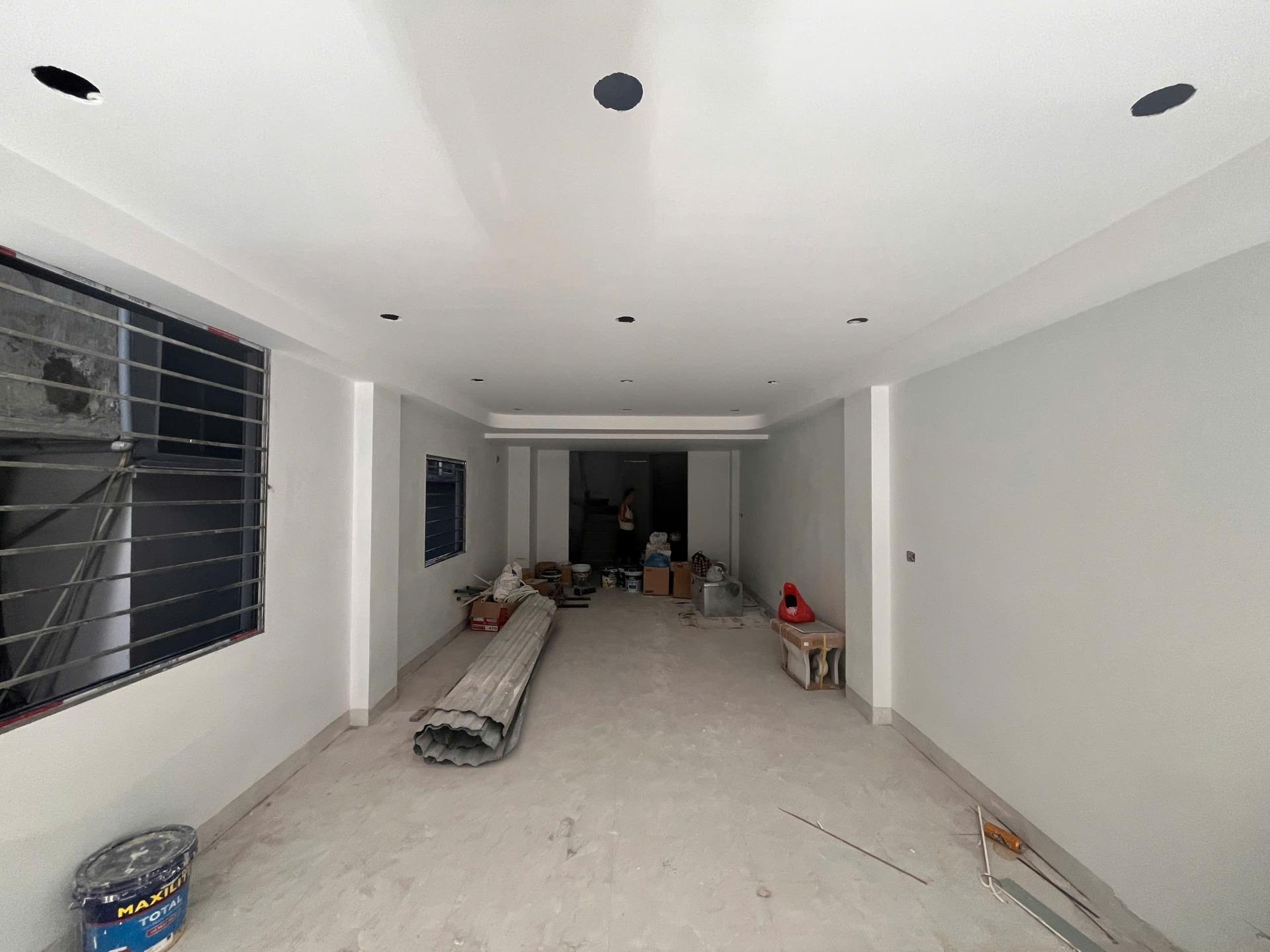 Cần cho thuê nhà mặt phố tại Phố Bạch Mai - Bạch Mai - Hai Bà Trưng, 80 m2, giá 65 tr/tháng