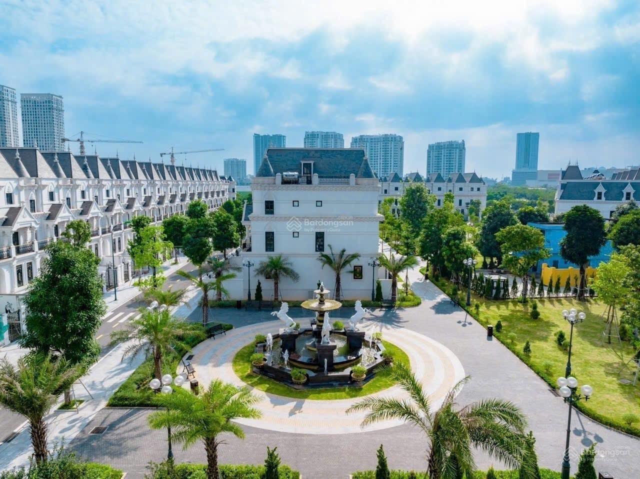 Sở hữu ngay căn biệt thự 150 m2, giá 57 tỷ tại Phường Phú Thượng - Tây Hồ - Hà Nội