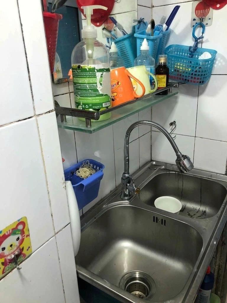 Cần bán ngay nhà chung cư 18 m2, giá 630 tr tại Đường Phúc Tân - Phúc Tân - Hoàn Kiếm - Hà Nội