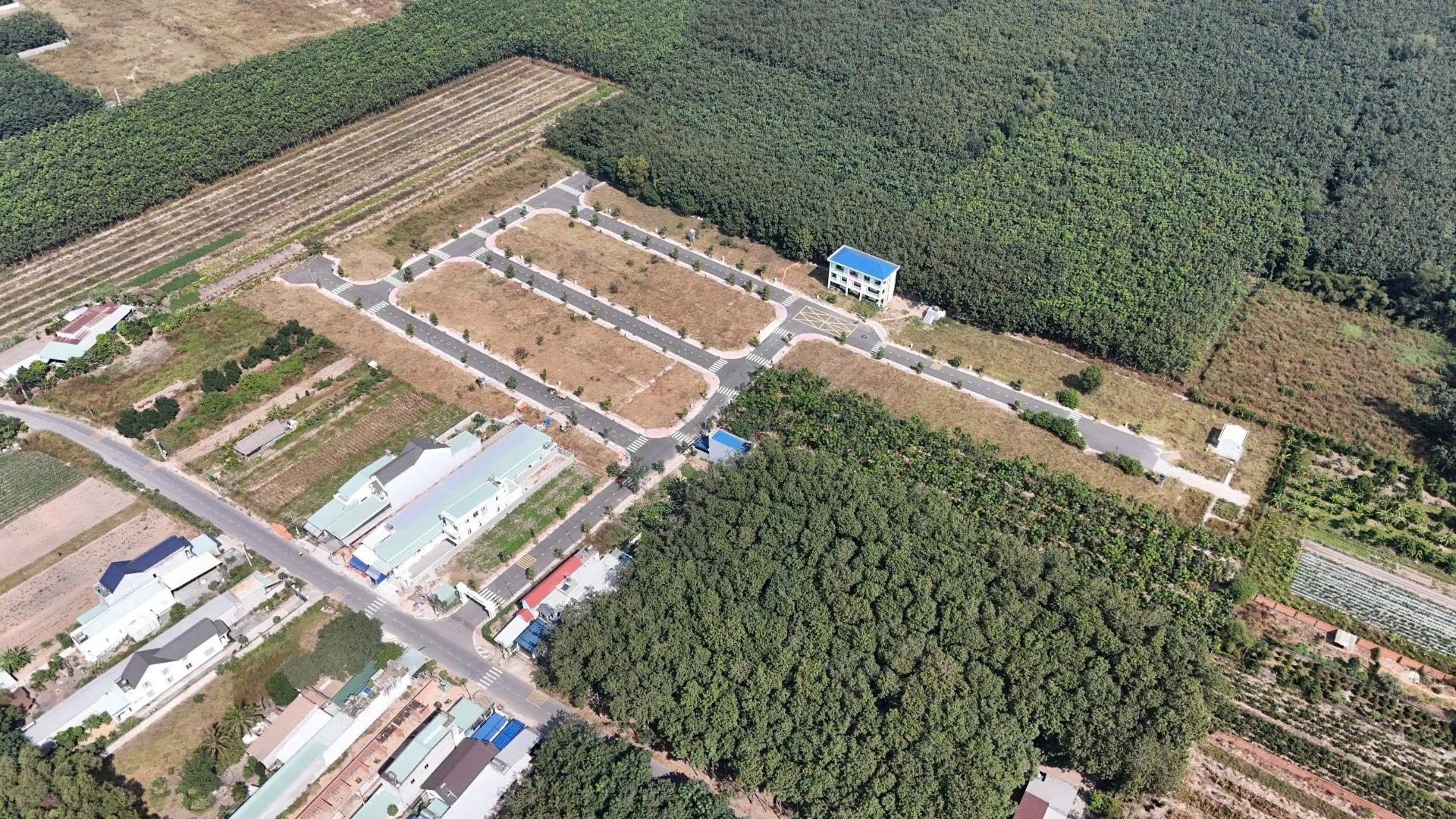 Chuyển nhượng đất nền dự án 63 m2, hướng Tây-Bắc tại Tân Uyên - Bình Dương, giá 1,5 tỷ