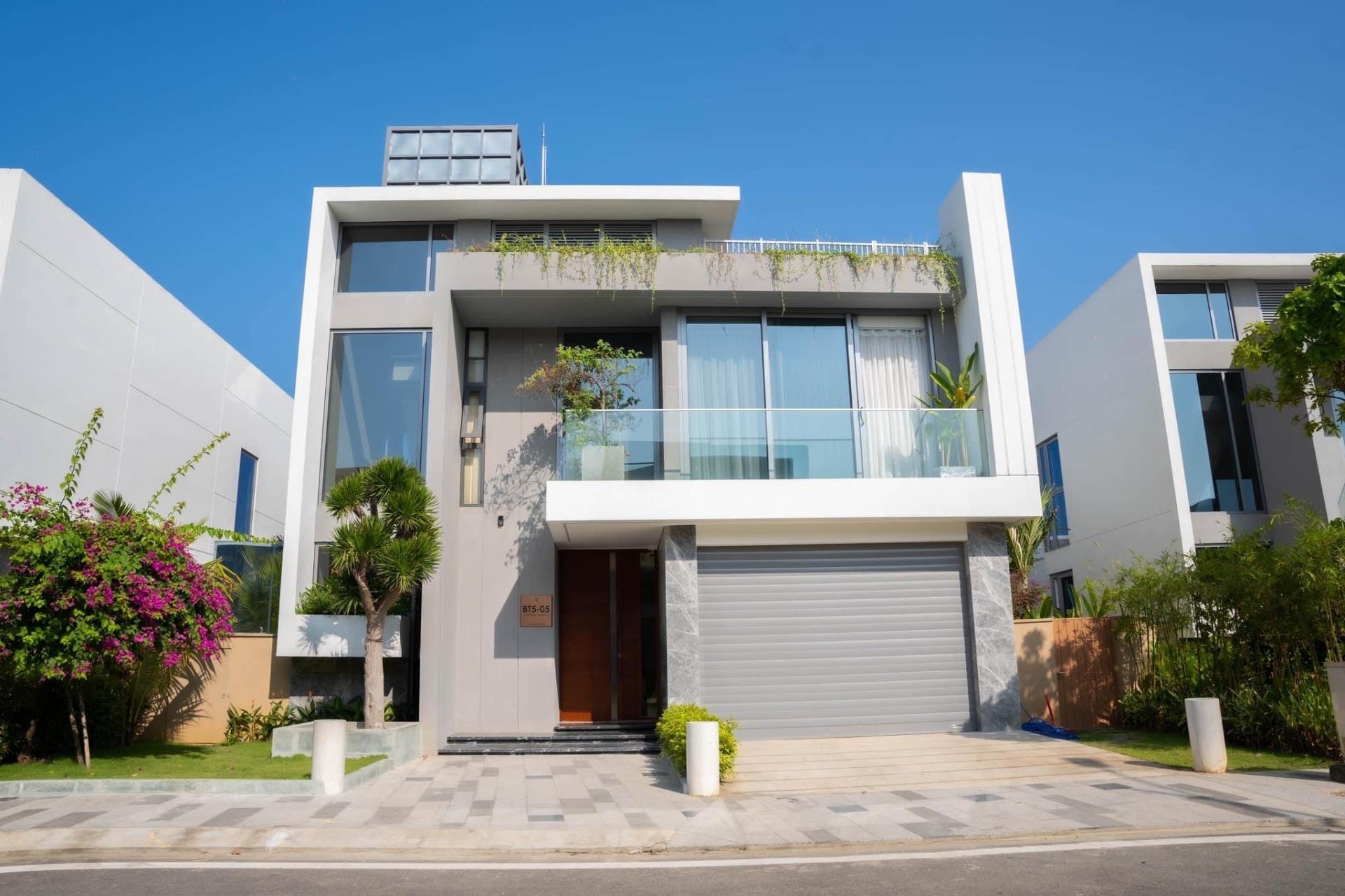 Bán gấp nhà biệt thự liền lề 360 m2, giá 15 tỷ tại Phường Điện Ngọc - Điện Bàn - Quảng Nam - Ảnh 1