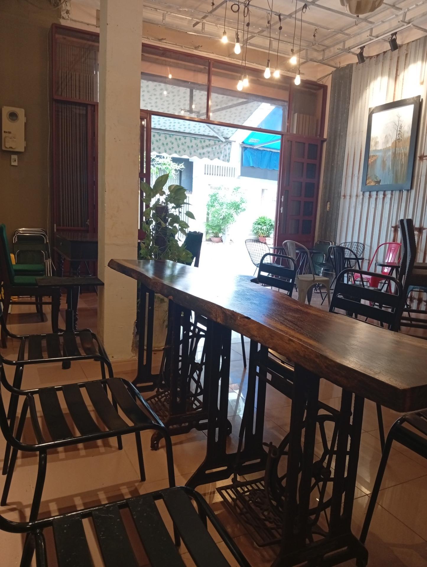 Cho thuê hoặc sang nhượng mô hình Hostel - coffee - Cocktail Bar. 