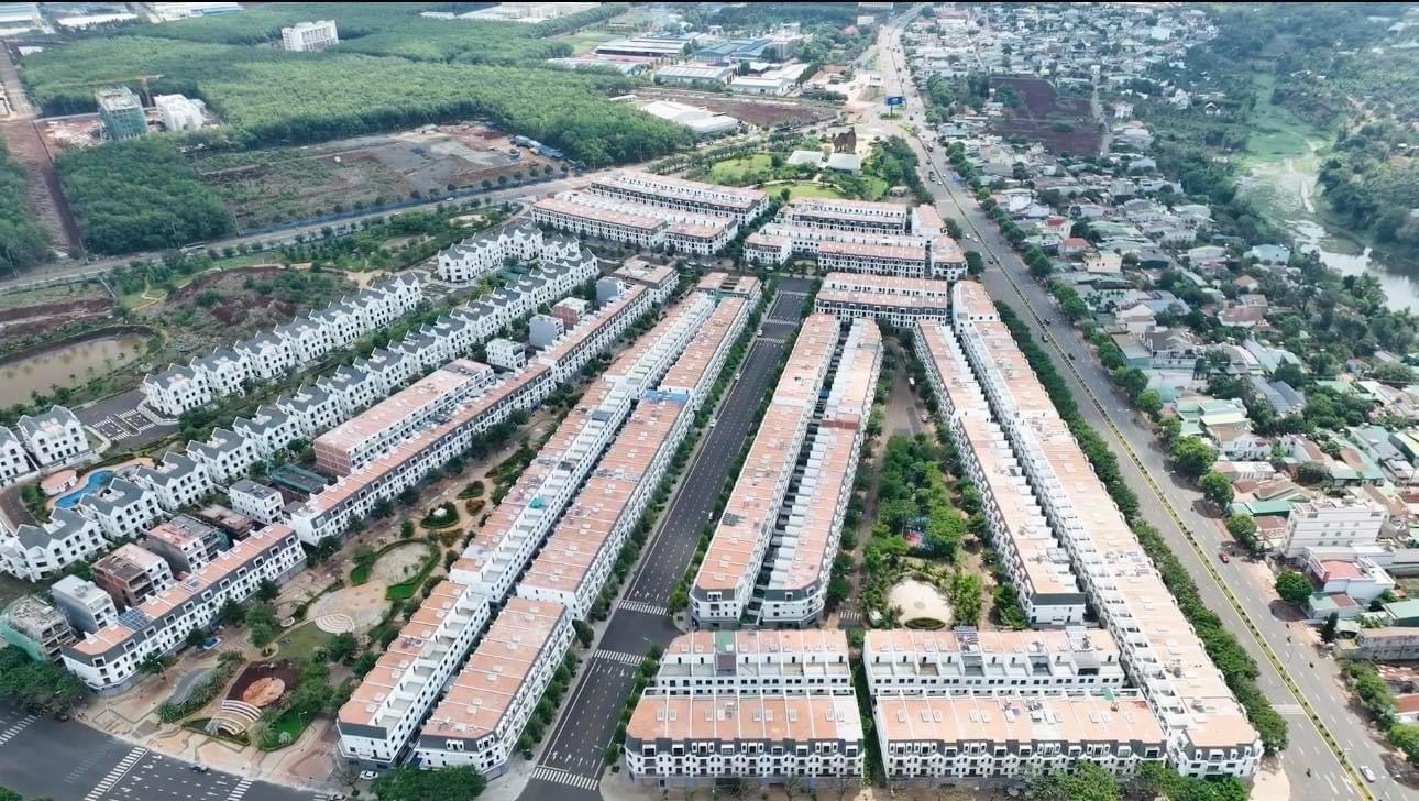 Sở hữu ngay nhà mặt tiền 120 m2 tại Đường Nguyễn Chí Thanh - Buôn Ma Thuột, giá tốt