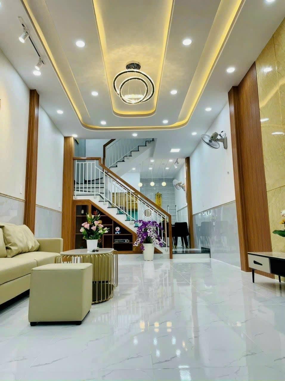 Cần bán gấp bán nhanh căn nhà riêng 60 m2 tại Đường Nguyễn Cửu Vân - Bình Thạnh, giá 960 triệu