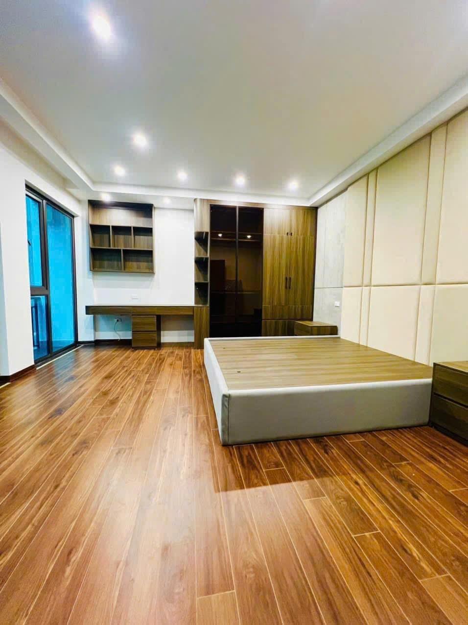 Cần bán gấp nhà 40 m2 tại Đường Khương Đình - Khương Đình - Thanh Xuân - Hà Nội, giá 12,6 tỷ