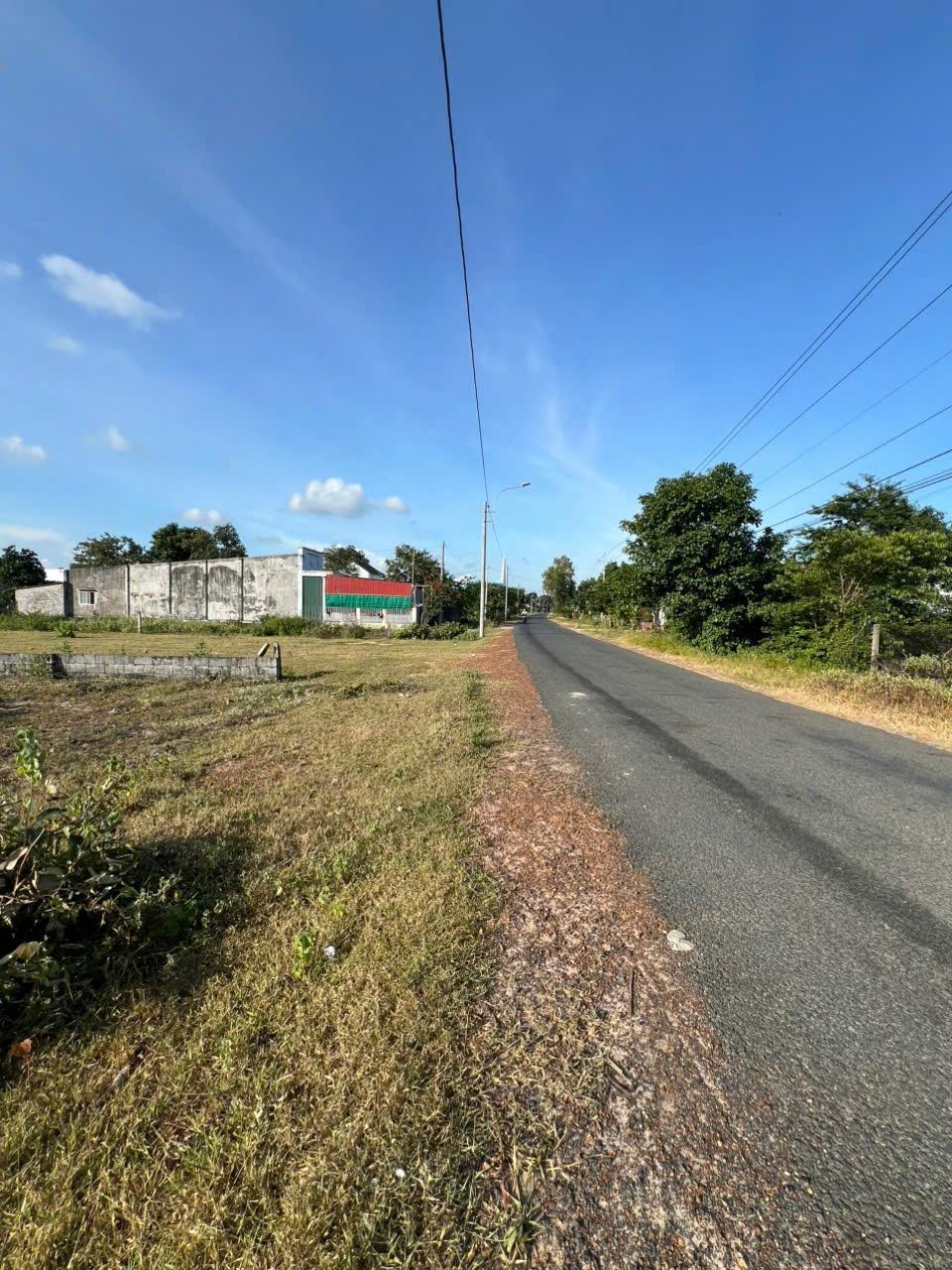 Chuyển nhượng lô đất nền 480 m2 tại Tân Bình - La Gi - Bình Thuận, giá 2,64 tỷ - Ảnh 1