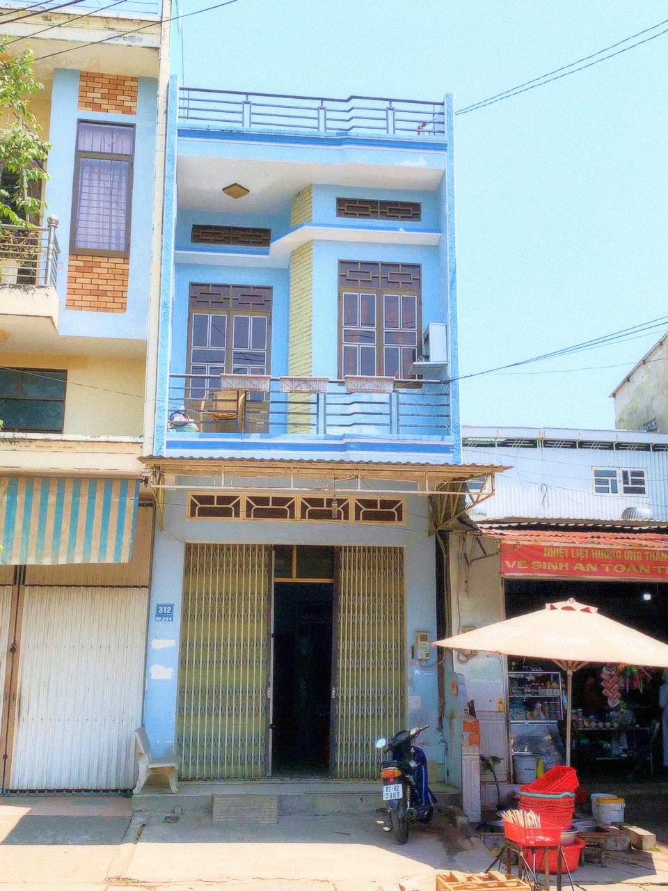 Bán gấp căn nhà mặt phố 133 m2, hướng Nam tại Đường Phan Chu Trinh - Quyết Thắng, giá 5,4 tỷ