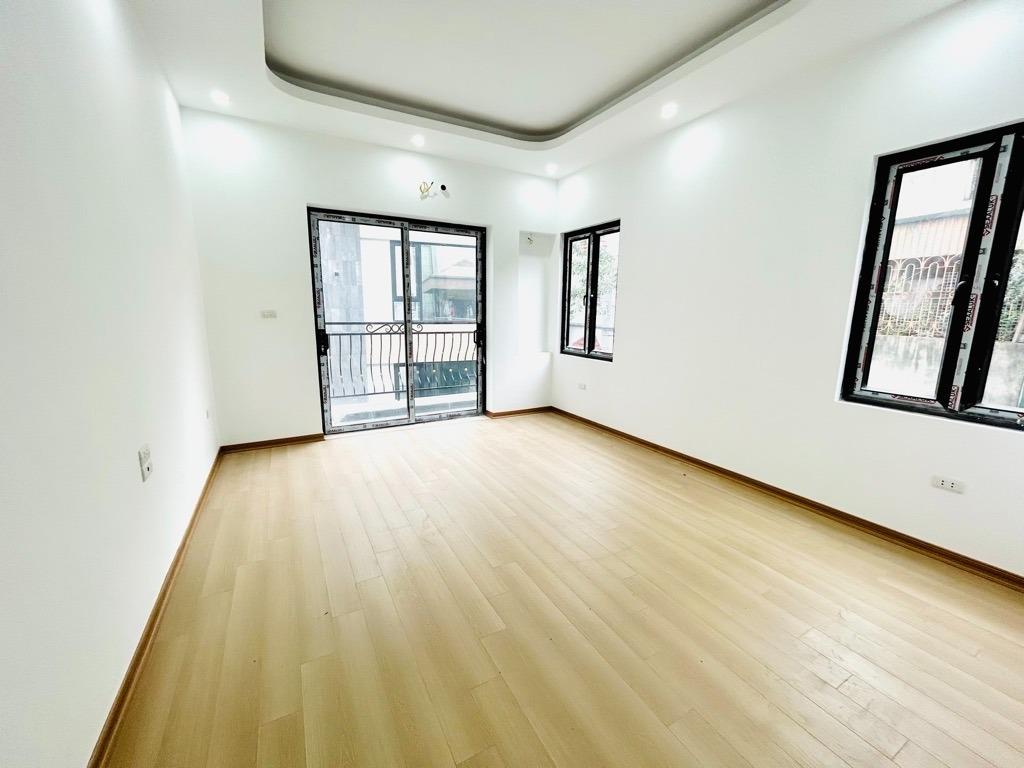 Cần bán gấp bán nhanh căn nhà đẹp 37 m2 tại Đường Nam Dư - Lĩnh Nam - Hoàng Mai - Hà Nội, giá tốt