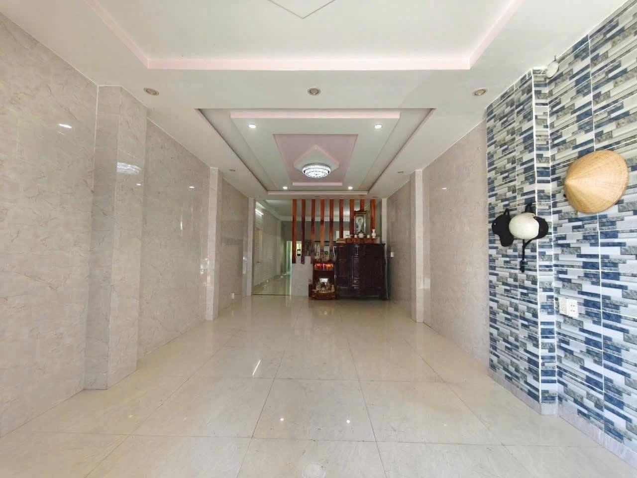 Cần cho thuê gấp nhà đẹp tại Đường Tô Hiệu - Hòa Minh - Liên Chiểu, 90 m2, giá 8 triệu/tháng