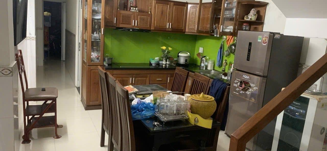 Bán gấp nhà riêng sổ đỏ 88 m2, hướng Tây-Bắc tại Đường Nguyễn Hoàng - Hải Châu, giá 4,7 tỷ