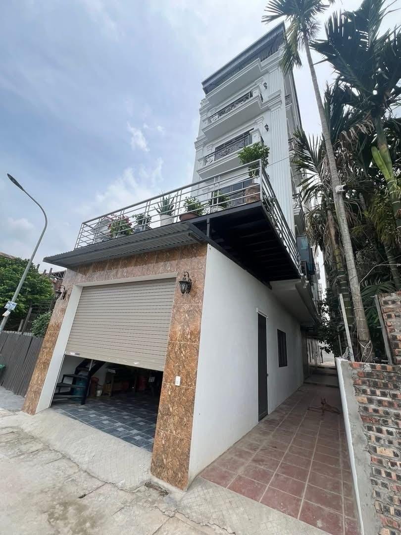 Cần bán ngay nhà 65 m2 tại đường Liên Mạc - Liên Mạc - Bắc Từ Liêm - Hà Nội, giá 7,9 tỷ