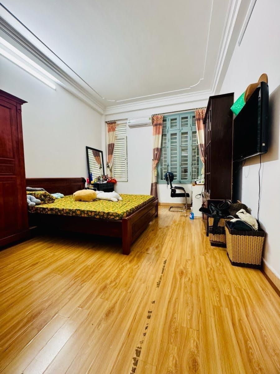 Cần bán gấp bán nhanh nhà shr 56 m2 tại Phố Trần Cung - Cổ Nhuế 1 - Bắc Từ Liêm, giá 10,5 tỷ