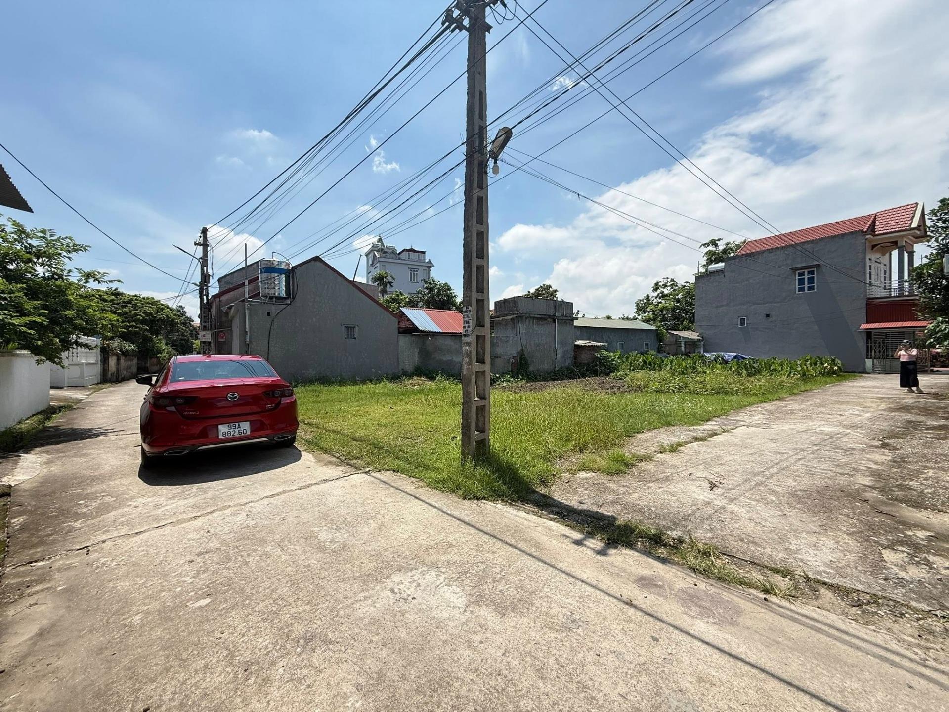 Bán gấp đất nền 126 m2 tại Xã Trung Chính - Lương Tài - Bắc Ninh, giá 1,35 tỷ