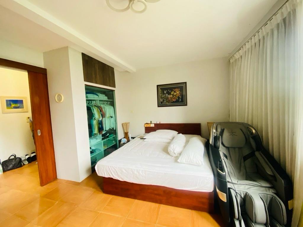 Cần bán gấp nhà mặt tiền 31 m2 tại Đường Hoàng Mai - Hoàng Văn Thụ - Hoàng Mai, giá 6,4 tỷ