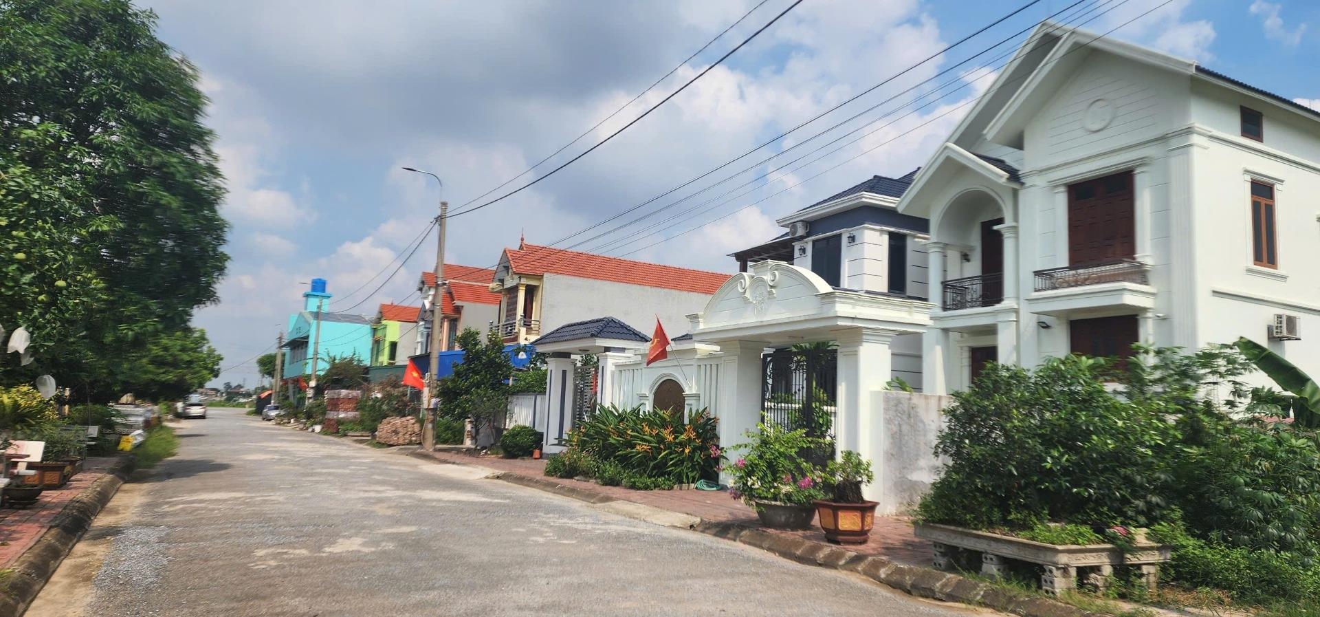 Chuyển nhượng đất 125 m2 tại Xã Hải Triều - Tiên Lữ - Hưng Yên, giá 2,75 tỷ