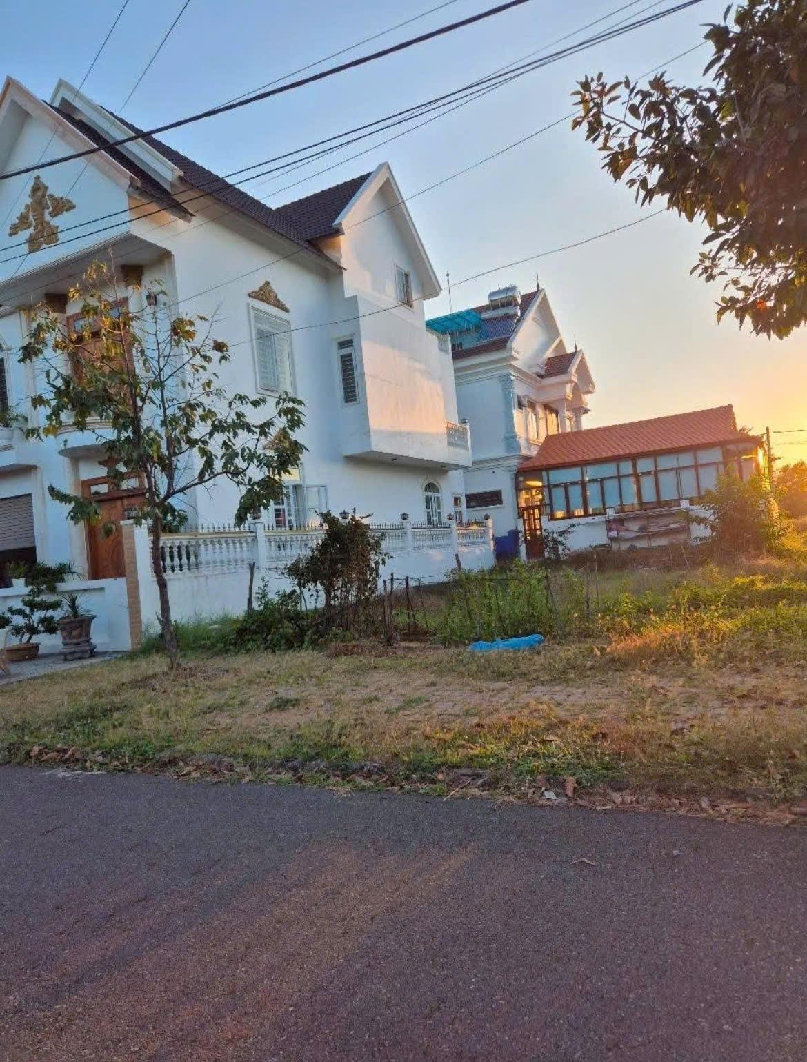 Bán lô đất 120 m2 tại Long Thành Trung - Hòa Thành - Tây Ninh, giá 500 tr