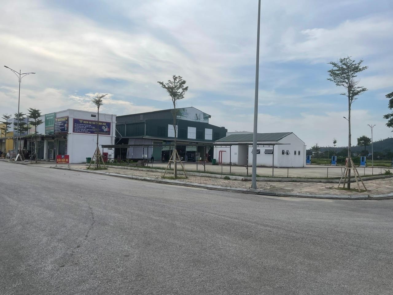 Chuyển nhượng nhà mặt phố đẹp 100 m2, hướng Nam tại Đường Tỉnh lộ 510 - Hoằng Hóa, giá tốt